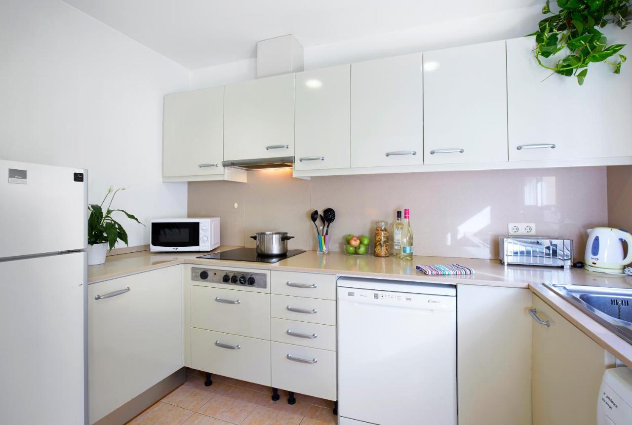 Apartamentos Calvet Barcelona Exterior foto