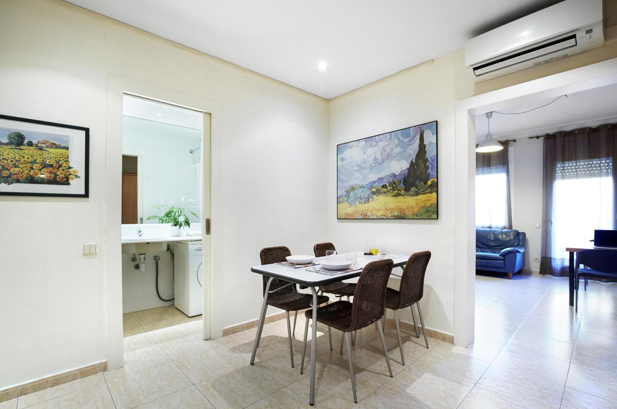 Apartamentos Calvet Barcelona Exterior foto